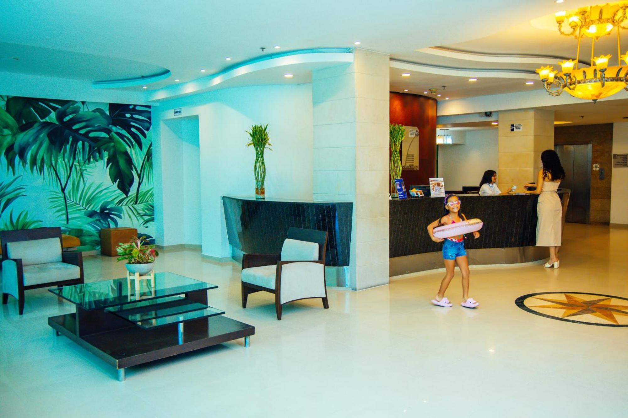 Hotel Plaza Las Americas Кали Екстериор снимка