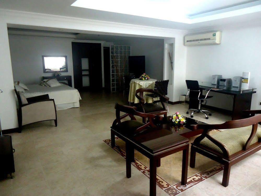Hotel Plaza Las Americas Кали Екстериор снимка